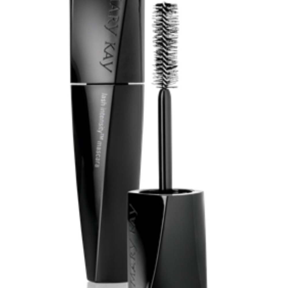 Mary Kay Lash Intensity Mascara in Deep Black